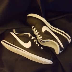 Nike cortez shoe